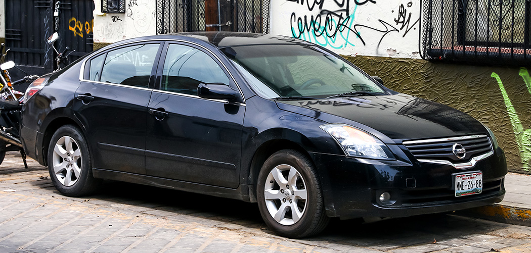 Nissan Altima Roof Box