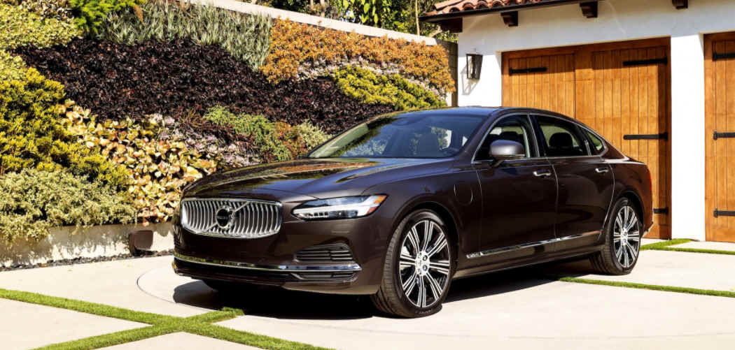 Volvo S90 (90-Series) Roof Box Buyers’ Guide Featured