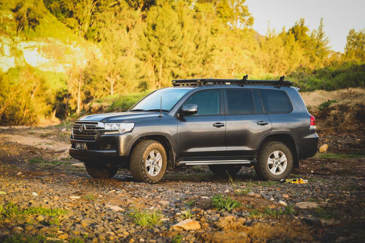How Do You Use A Rhino Roof Rack