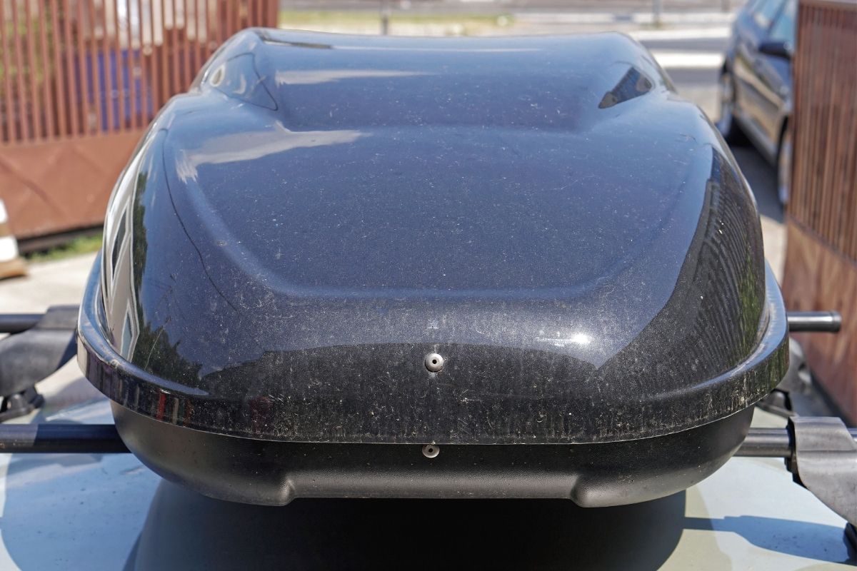 What is a good size roof box