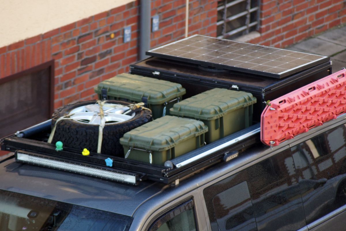 Roof Rails vs. Roof Racks: What Are Their Differences?